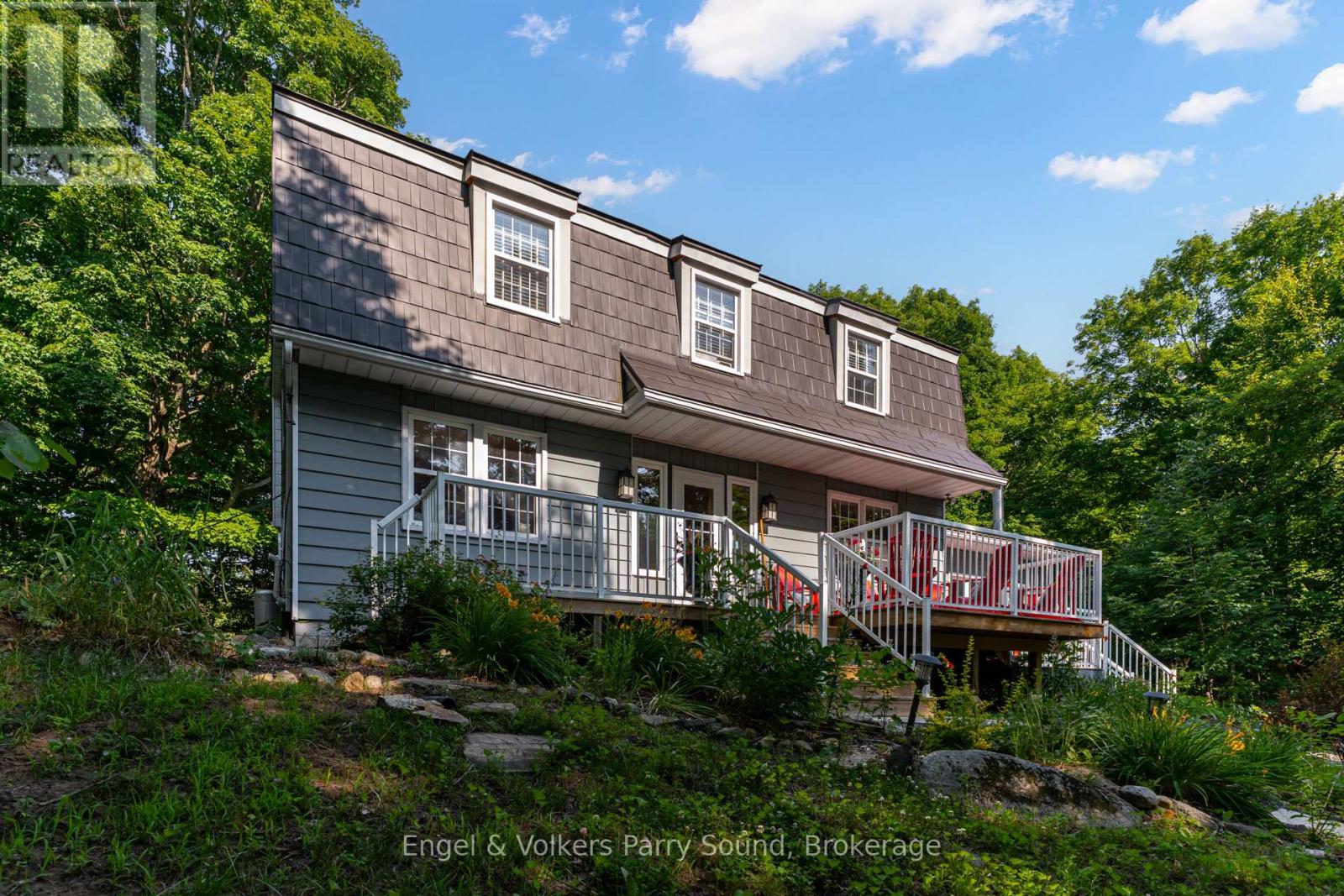 6 Harmony Ln, Parry Sound, ON P2A 0B1