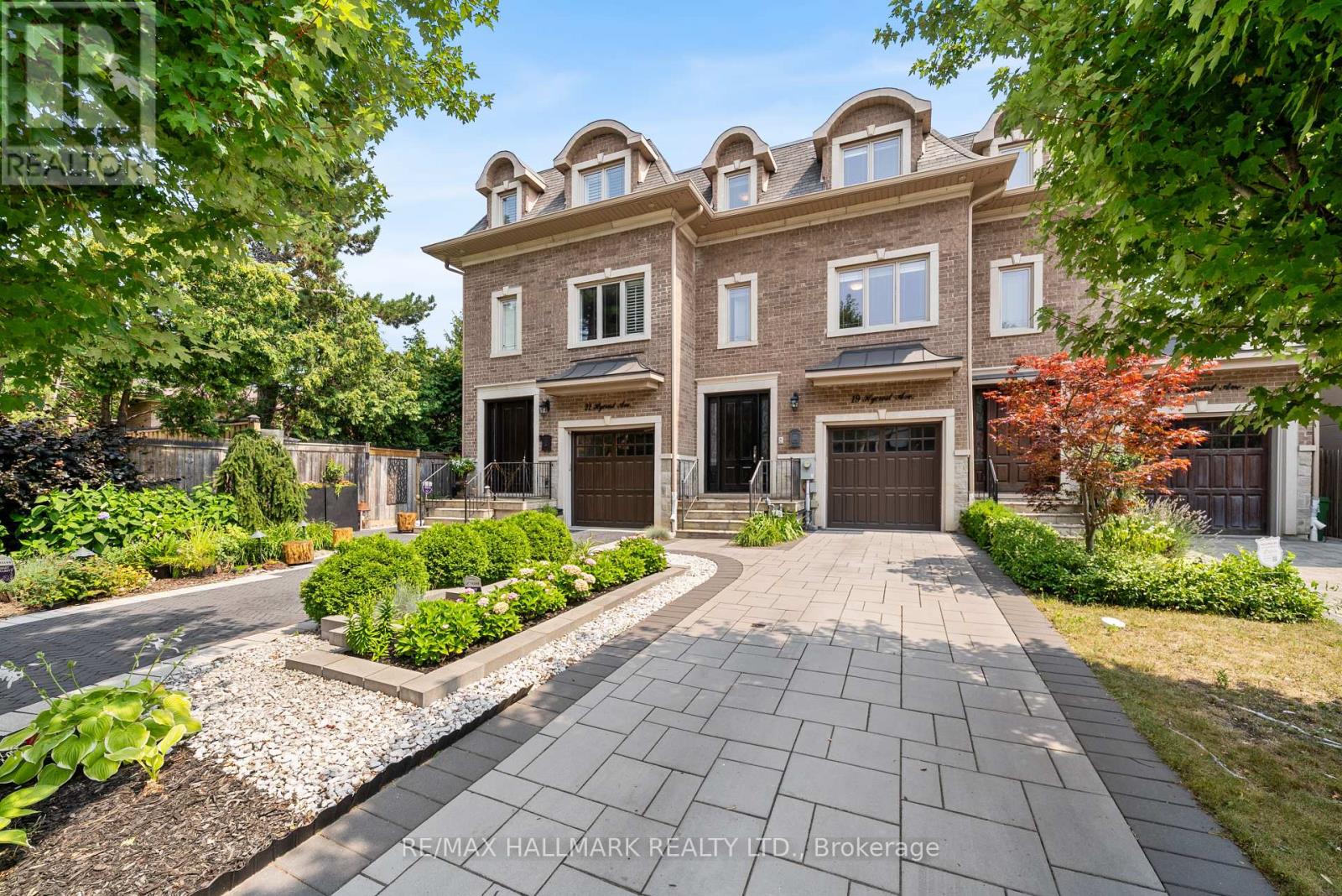 19 Hycrest Ave, Toronto Willowdale East, ON M2N 5G2