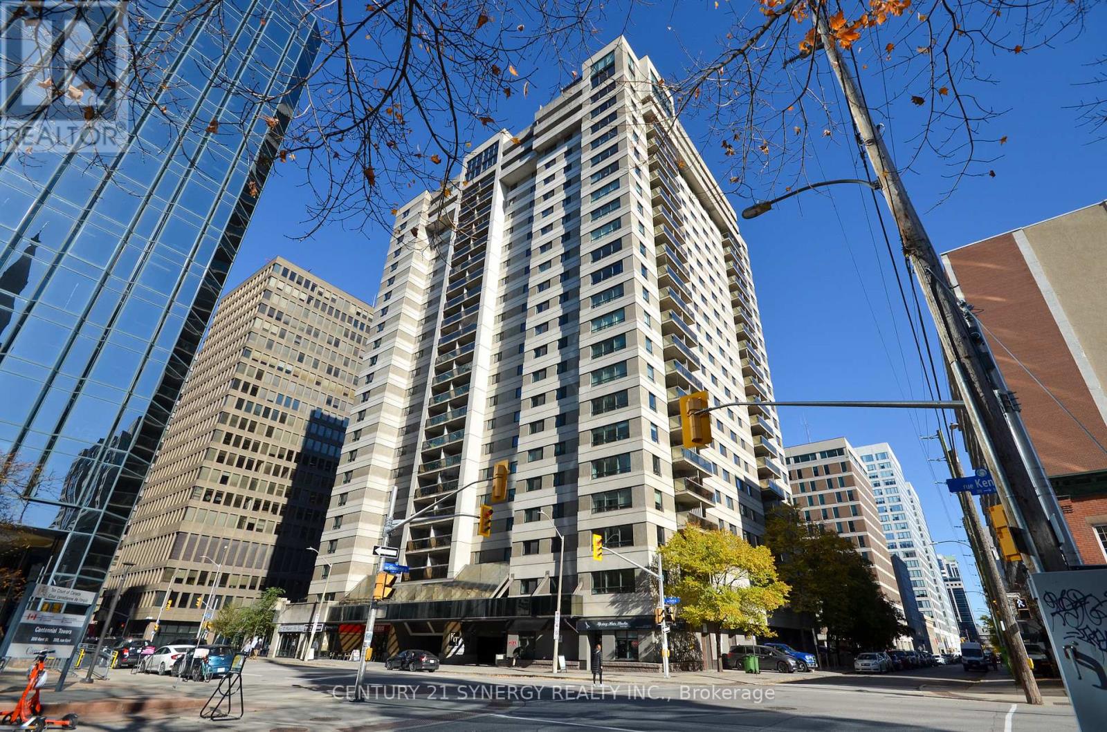 309 199 Kent St, Ottawa, ON K2P 2K8