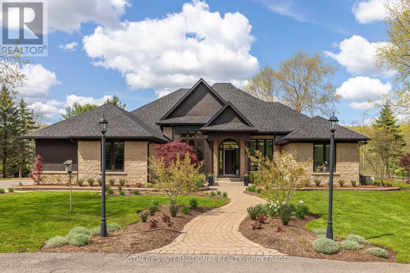 3500 Nigh Rd, Fort Erie, ON L0S 1N0