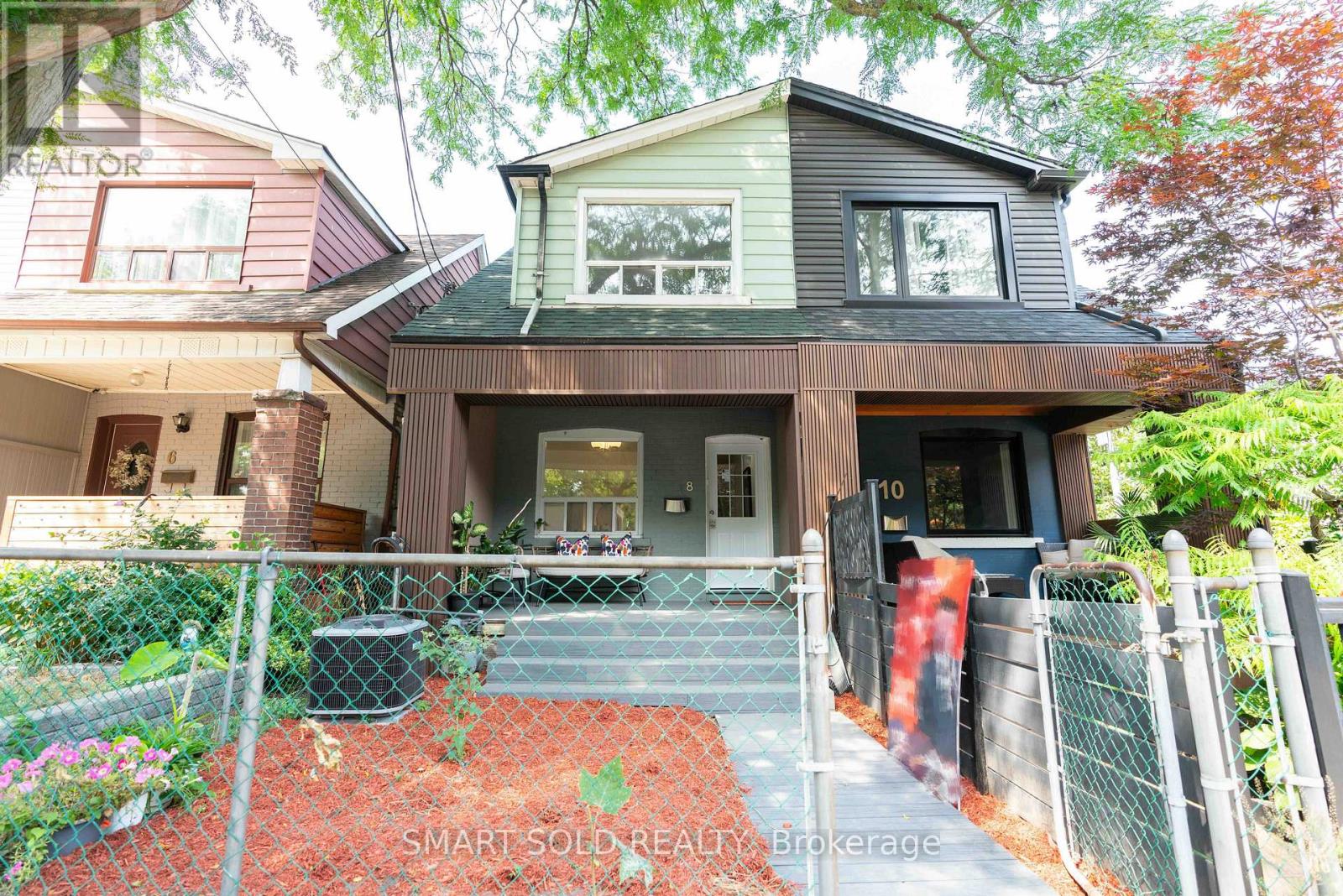 8 Hanson St, Toronto, ON M4J 1G7