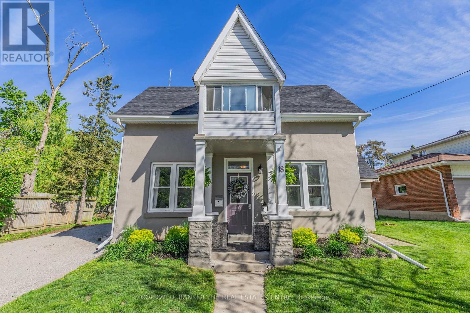 18 Eugenia St, Barrie, ON L4M 1P5