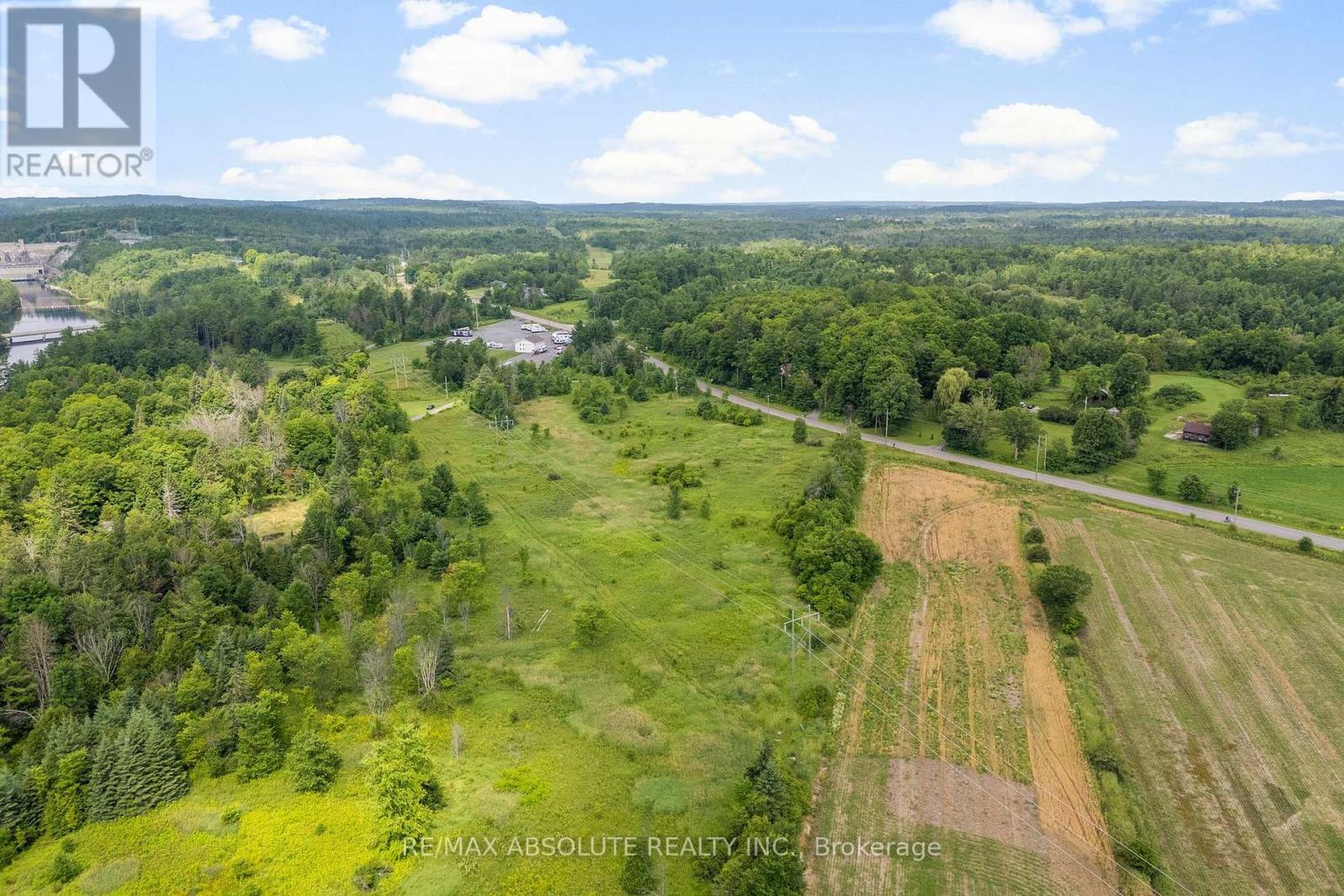 702 Part 18 Flat Rapids Rd, McNab/Braeside, ON K7S 3G8