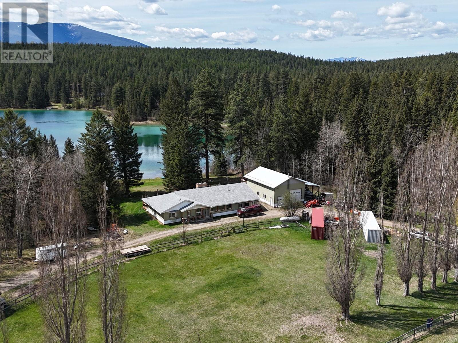 2325 Wardner Fort Steele Rd, Fort Steele, BC V0B 1N0