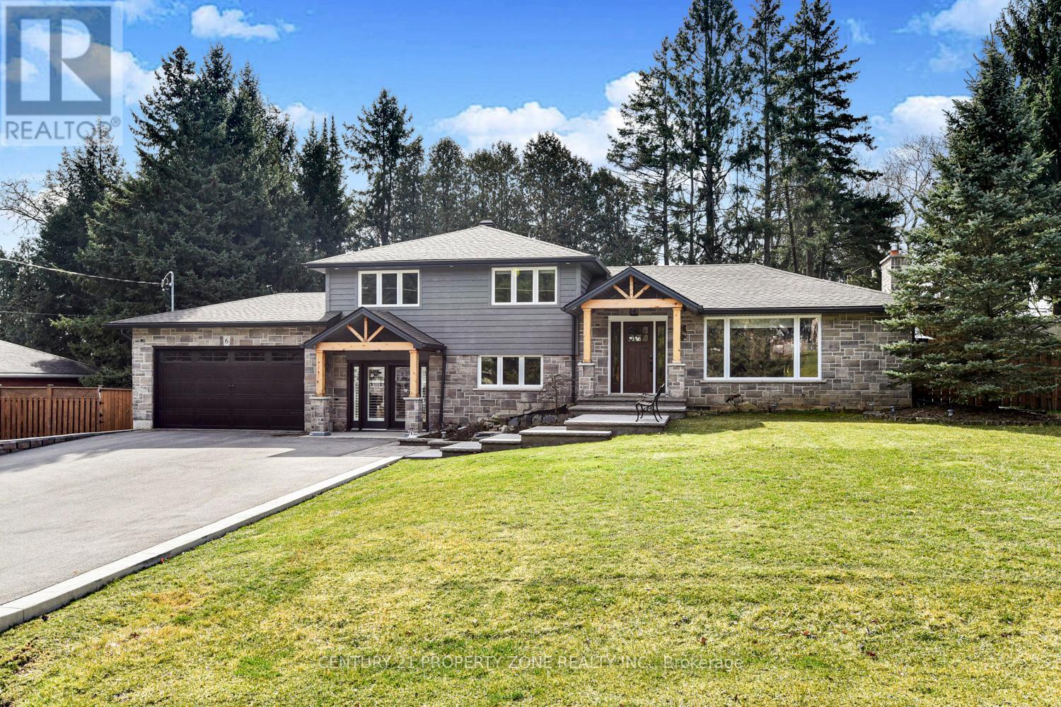 6 Johnston Ave, Hamilton, ON L9H 5E3