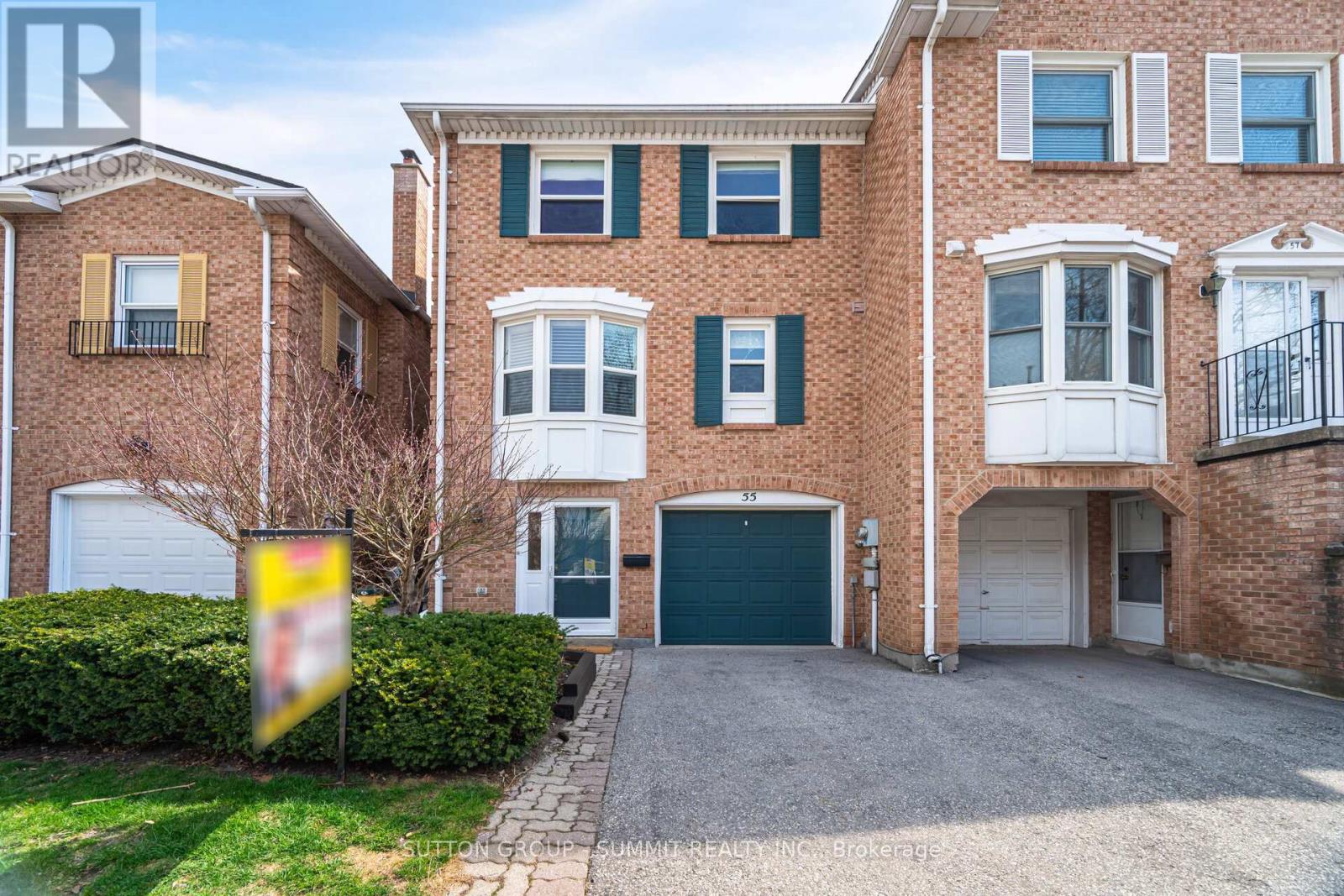 55 55 Confederation Way, Markham, ON L3T 5R5