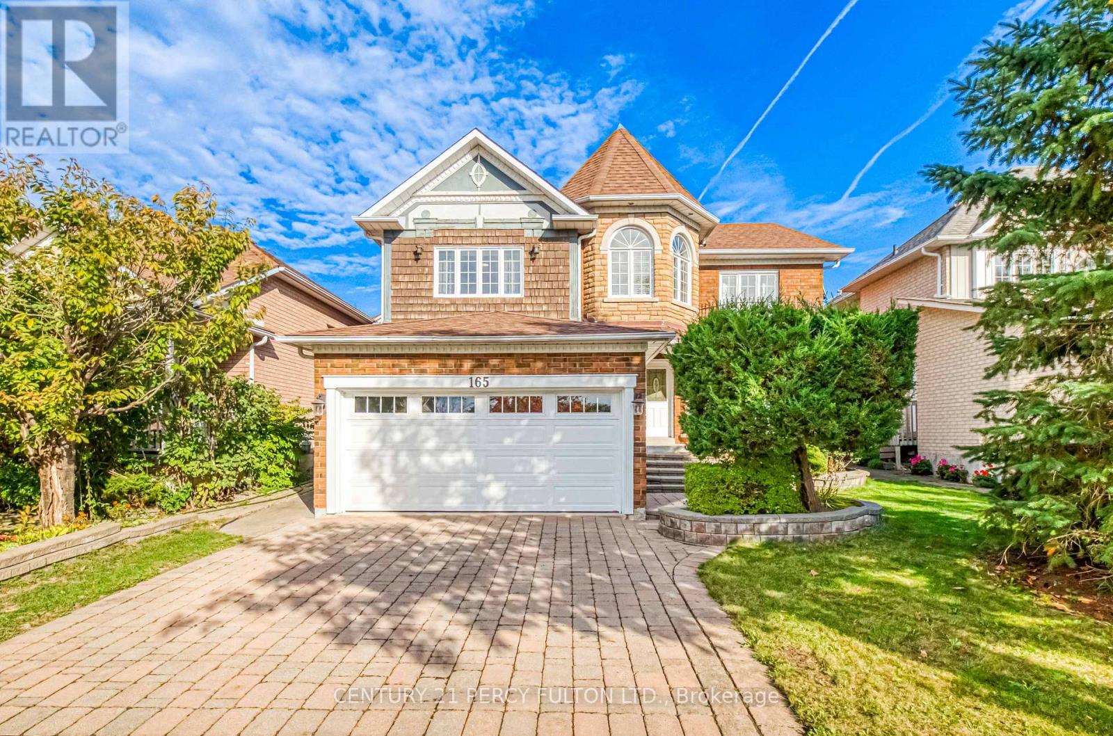 165 Elizabeth St, Ajax, ON L1T 3Y4