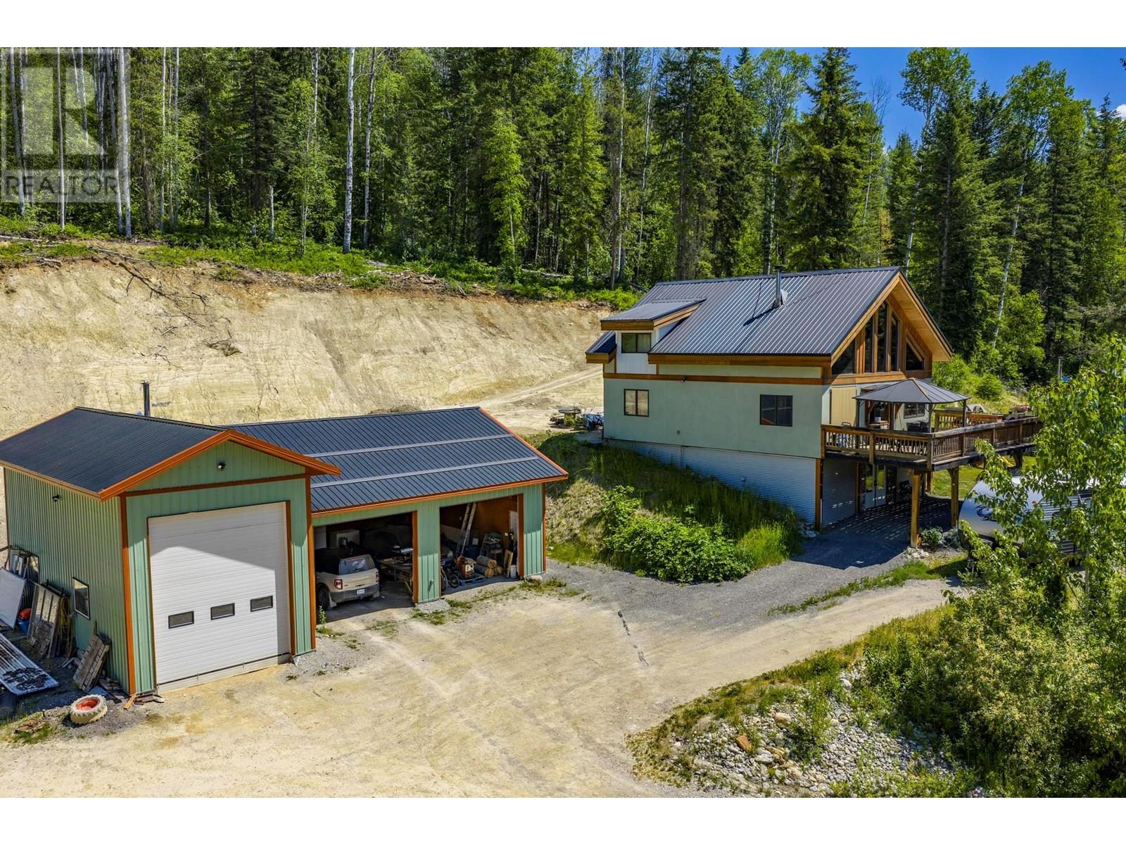 2360 Trans Canada N Hwy, Golden, BC V0A 1H1