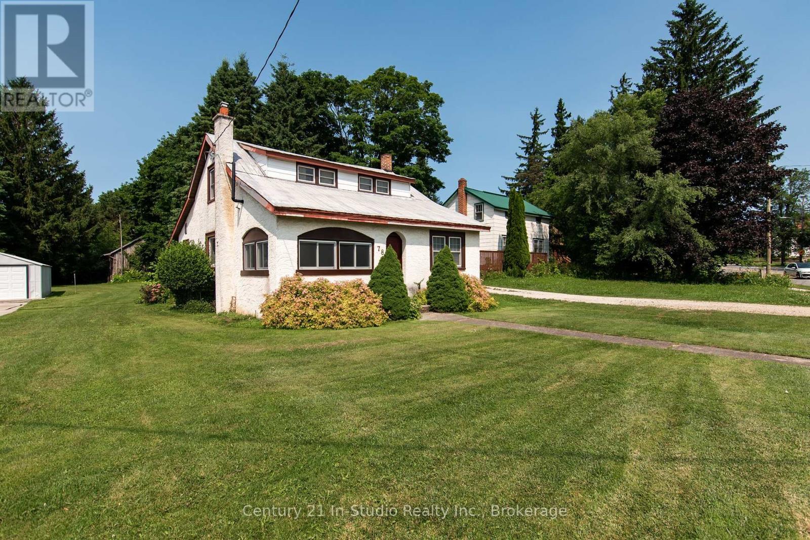 78 Garafraxa St, Chatsworth, ON N0H 1G0