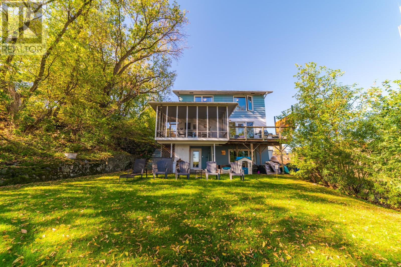 30 Minnesota St, Kenora, ON P9N 3V4