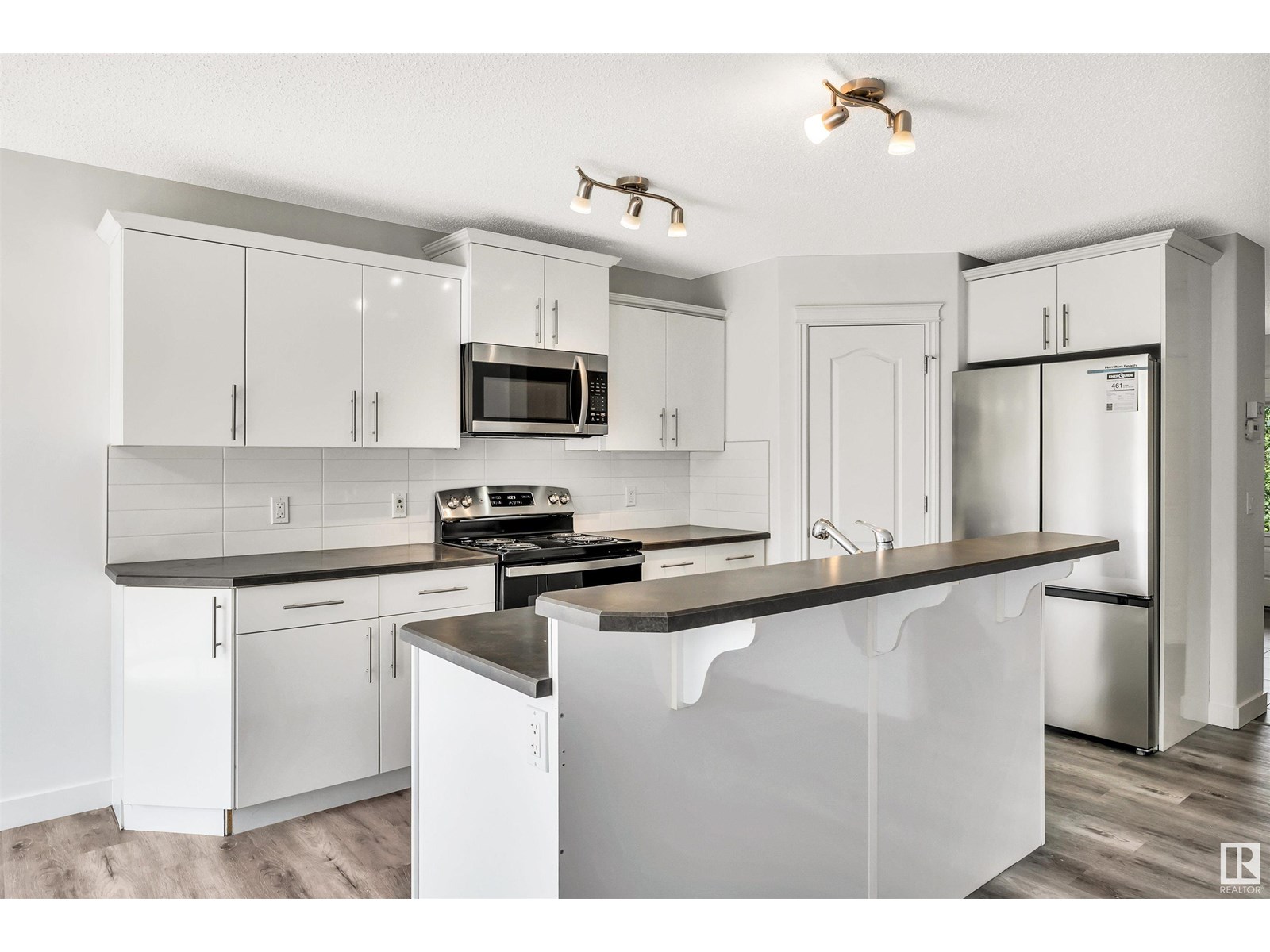 7 Av Sw Unit 17129 #a, Edmonton, AB T6W 0M5