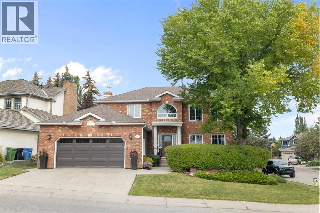 191 Christie Knoll Hts SW, Calgary, AB T3H 2R6