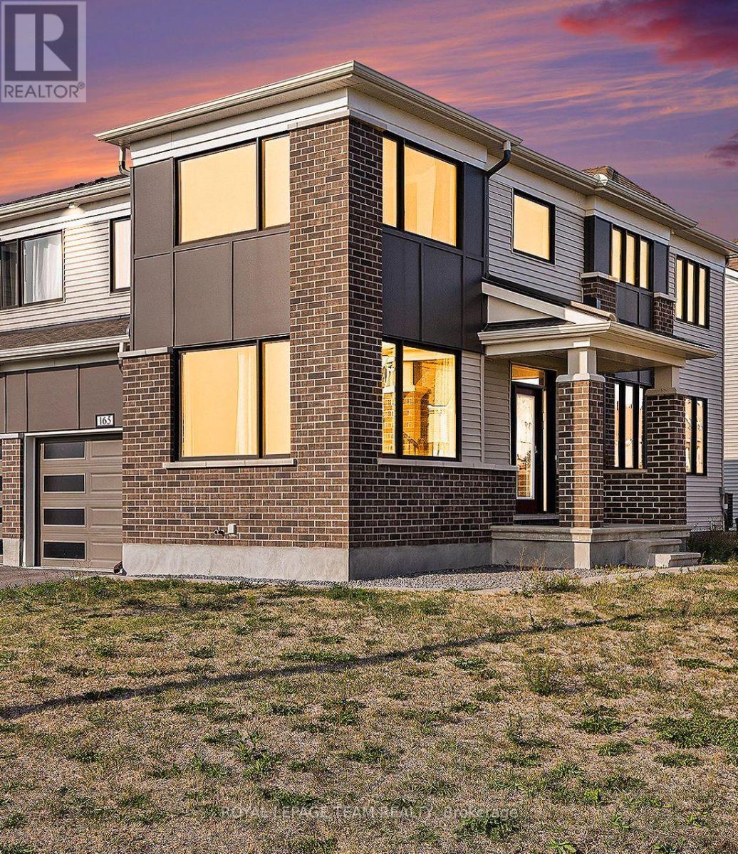 165 Yearling Cir, Ottawa, ON K0A 2Z0
