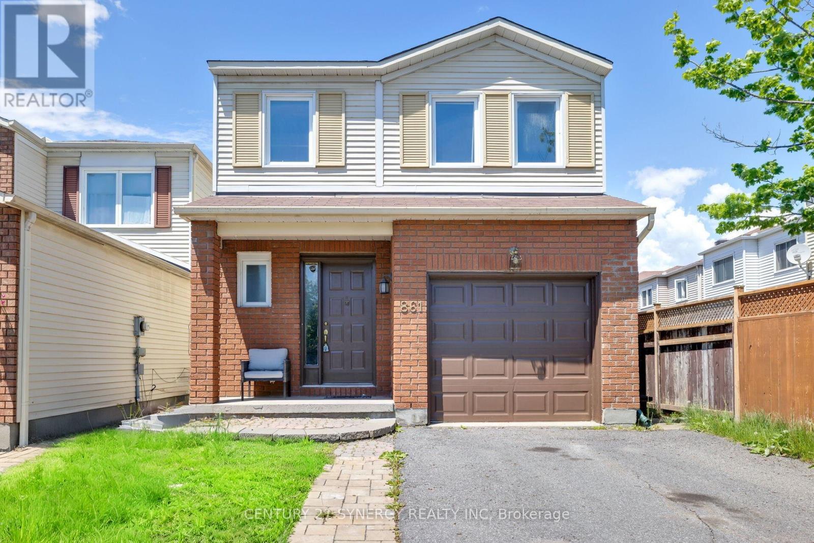861 Karsh Dr, Ottawa, ON K1G 4T9