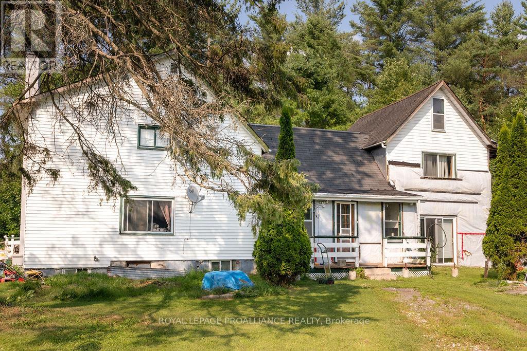 3314 Flinton Rd, Addington Highlands, ON K0H 1P0