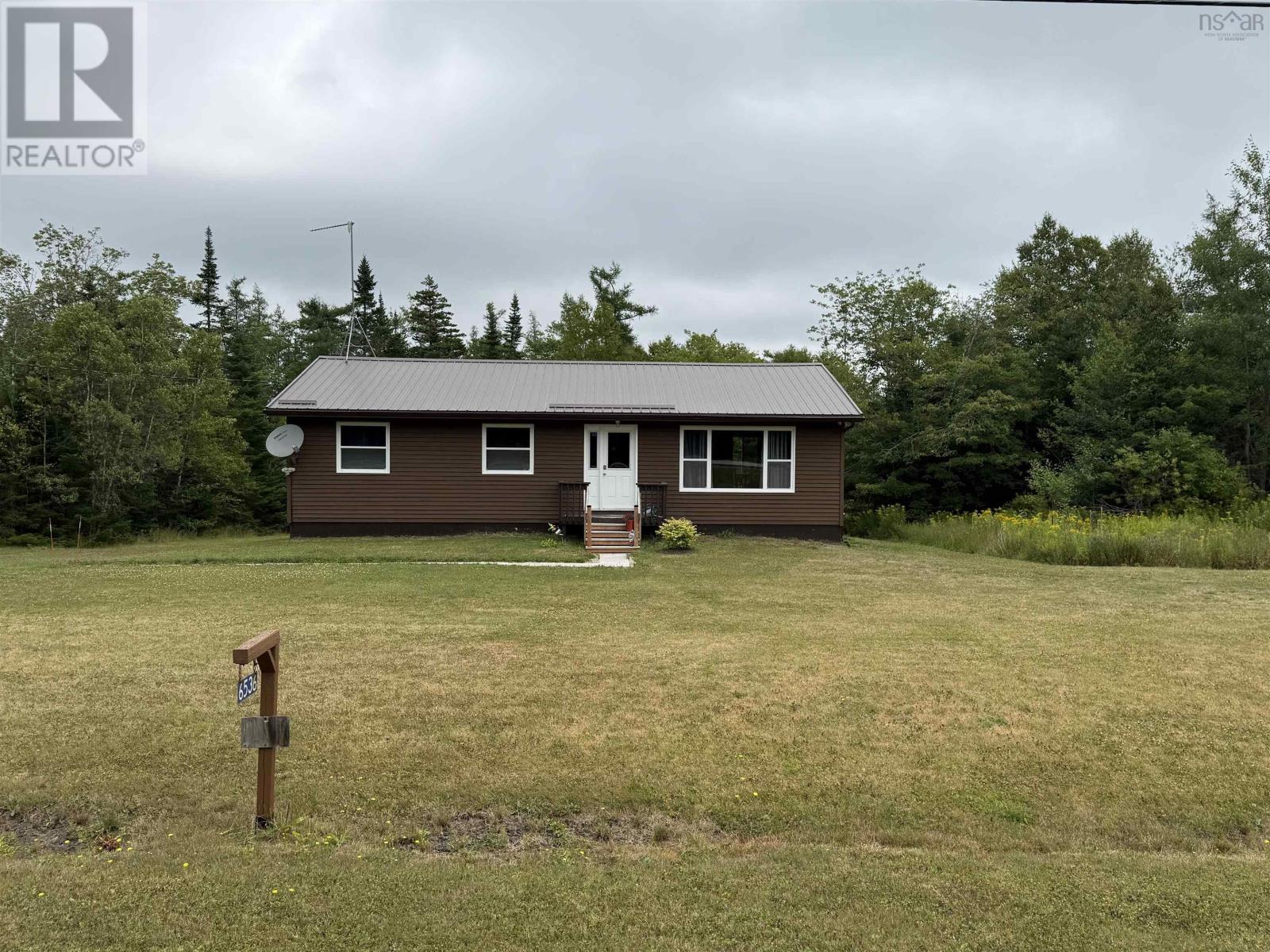 6536 Highway 224, Pleasant Valley, NS B0N 2M0