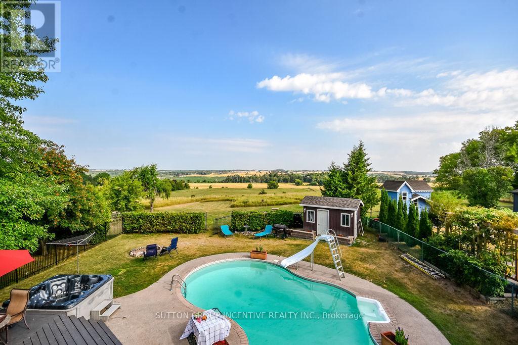 32 Church St, Innisfil, ON L0L 1L0