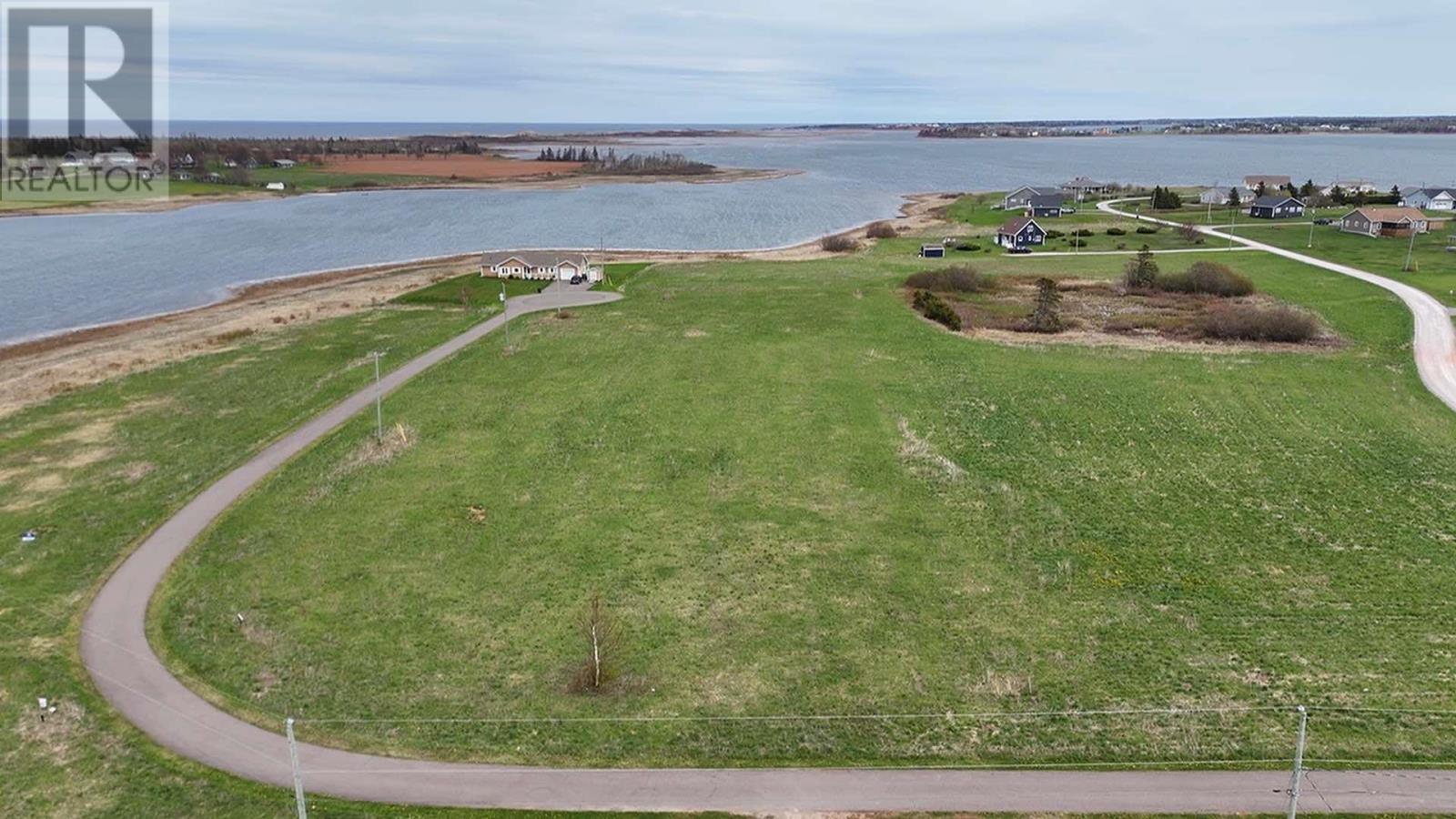 85 Parkside Dr, Brackley Beach, PE C1E 3L1