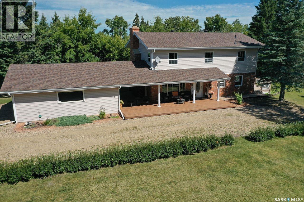 324 Kalmakoff Ave, Canora, SK S0A 0L0