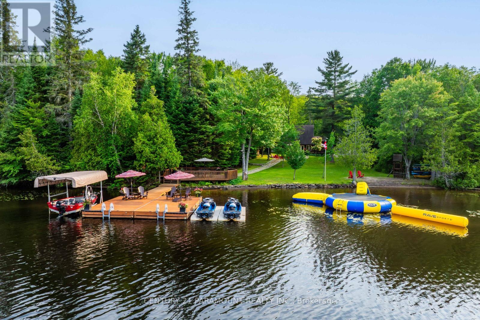775 Rosskopf Rd, Magnetawan, ON P0A 1C0