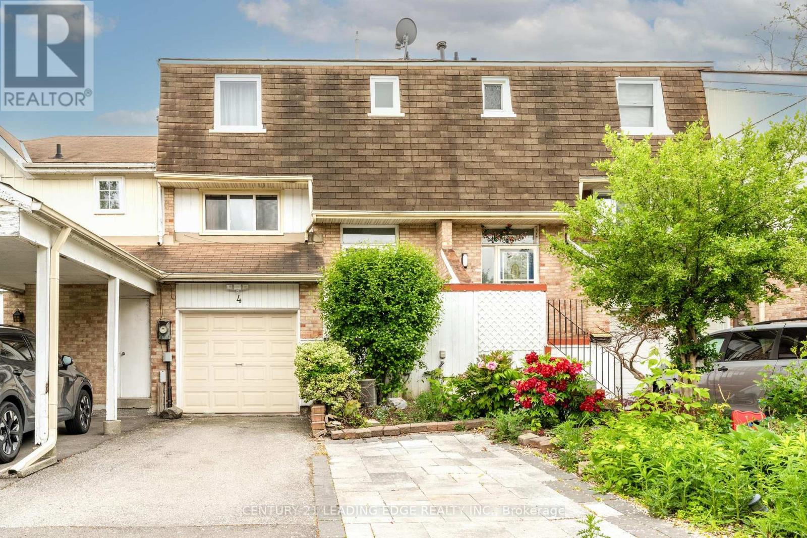 4 Chambers Ct, Brampton, ON L6Z 1J1