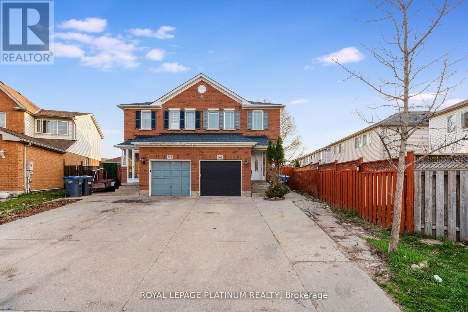 102 Bunchberry Way, Brampton, ON L6R 2E8
