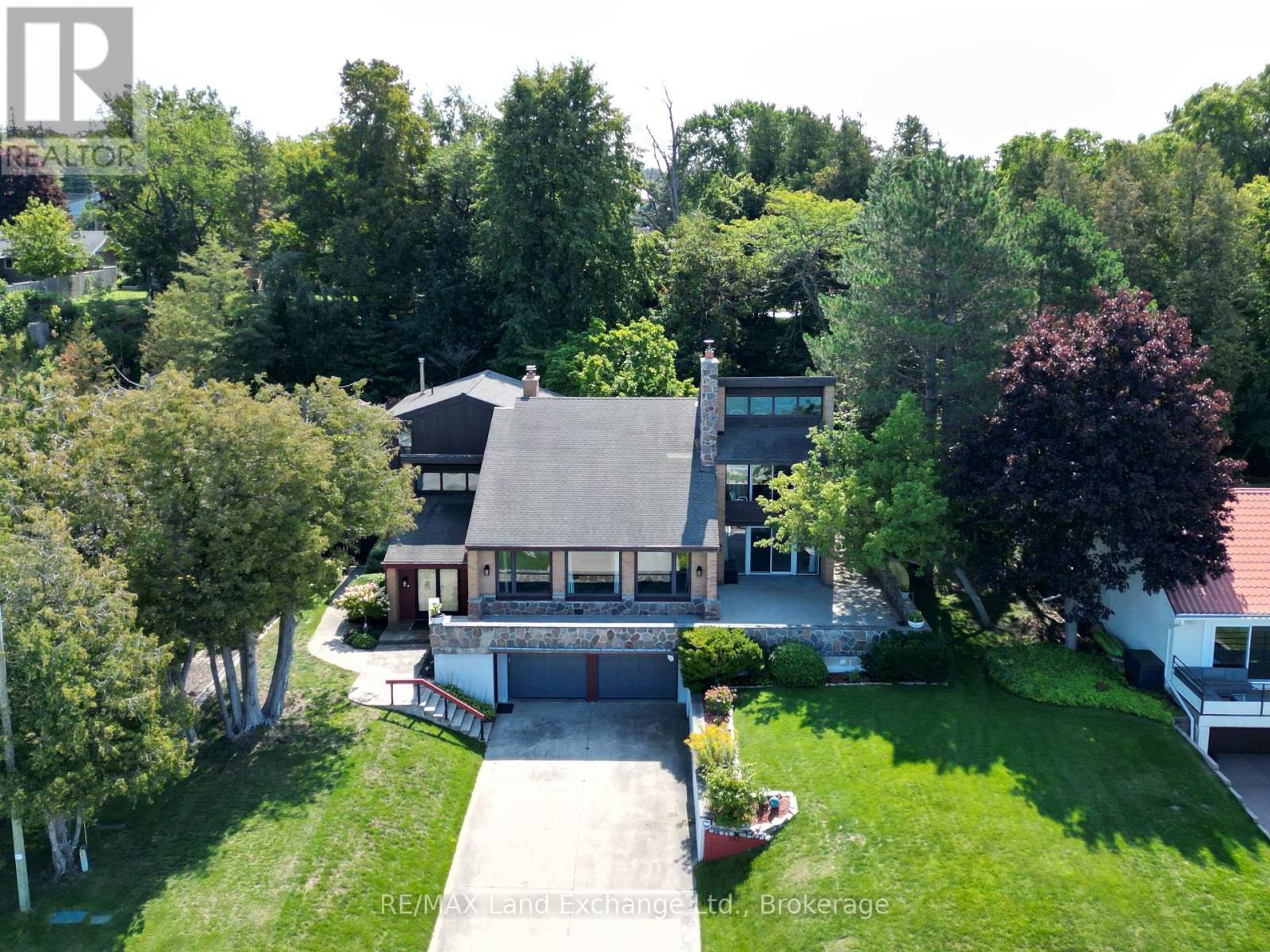 147 Goderich St, Kincardine, ON N2Z 2K9