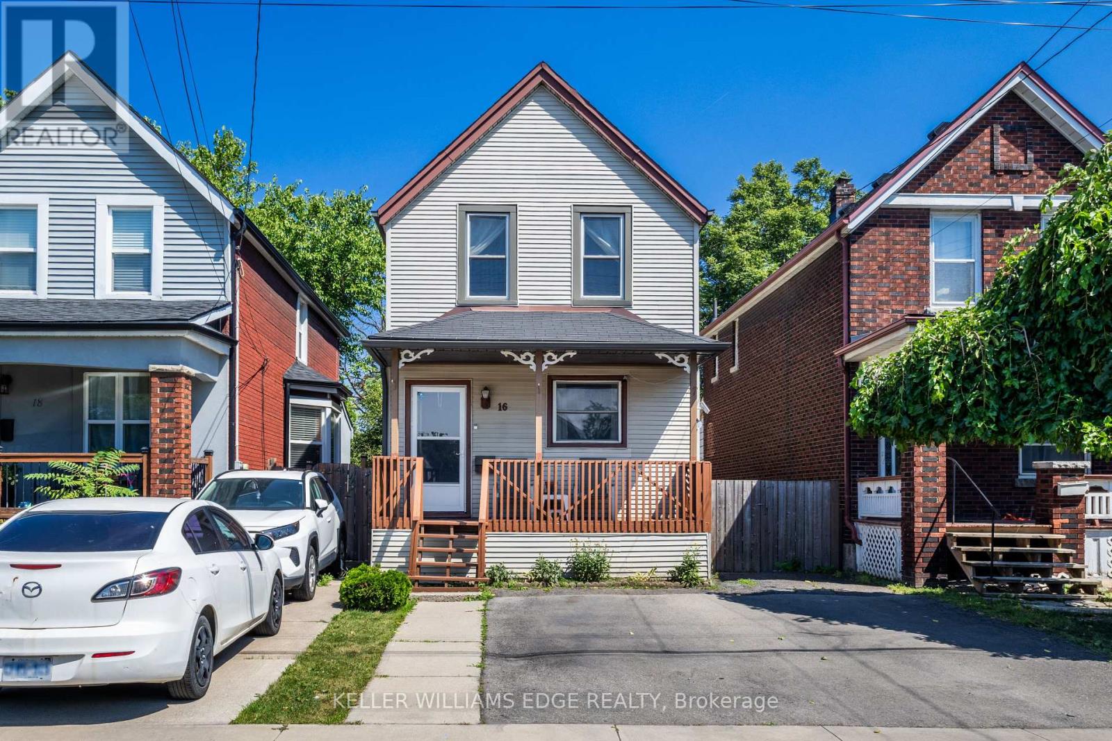 16 Albemarle St, Hamilton, ON L8L 7G3