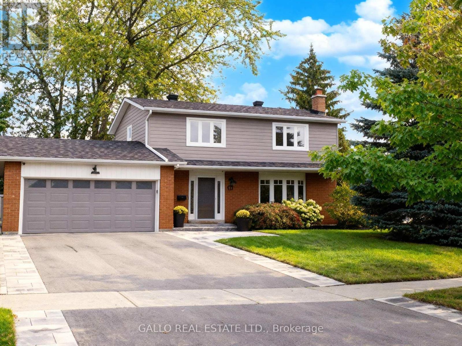 17 Sir Caradoc Pl, Markham, ON L3P 2X5