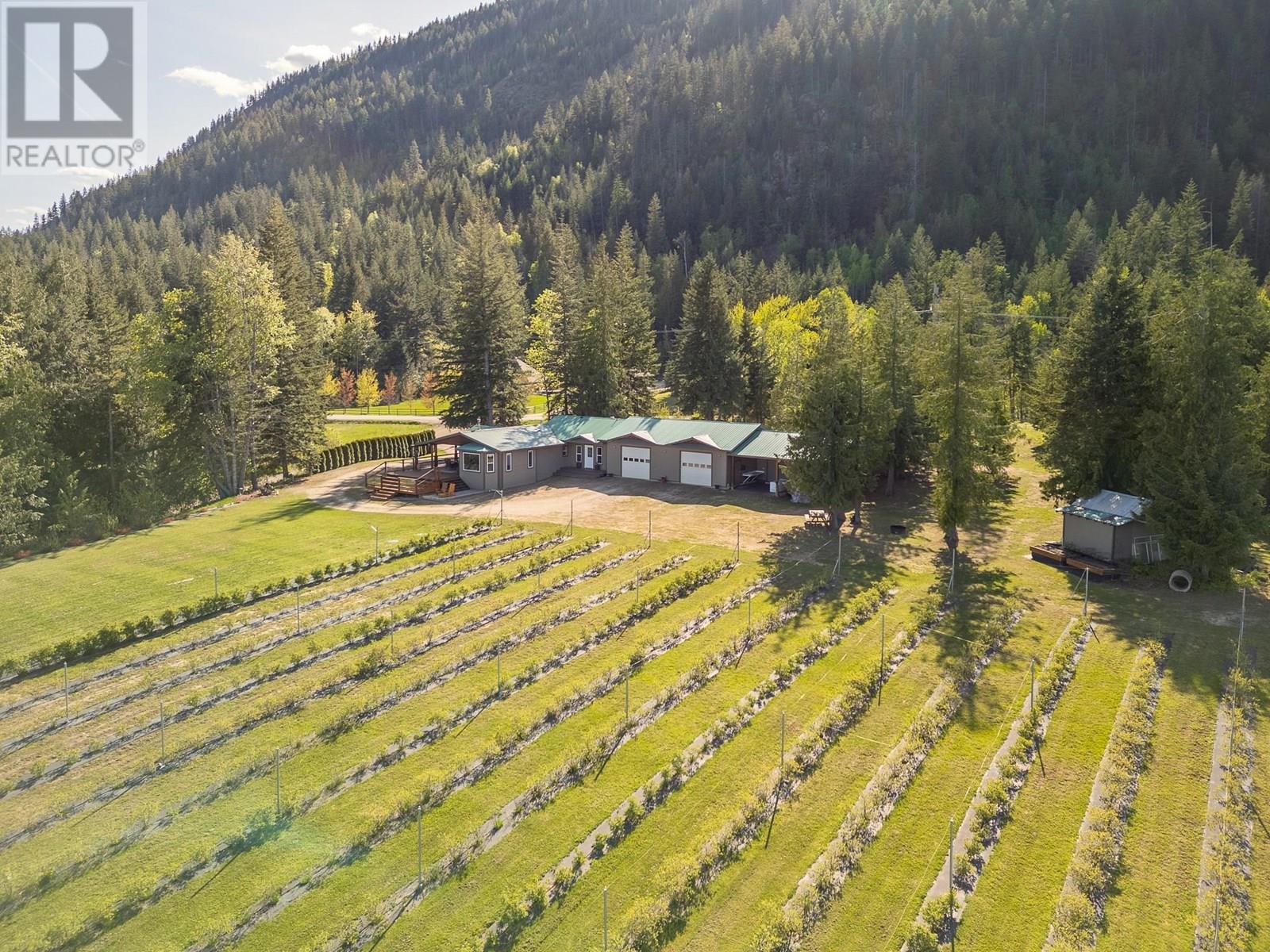 285 Kault Hill Rd, Salmon Arm, BC V1E 3A4