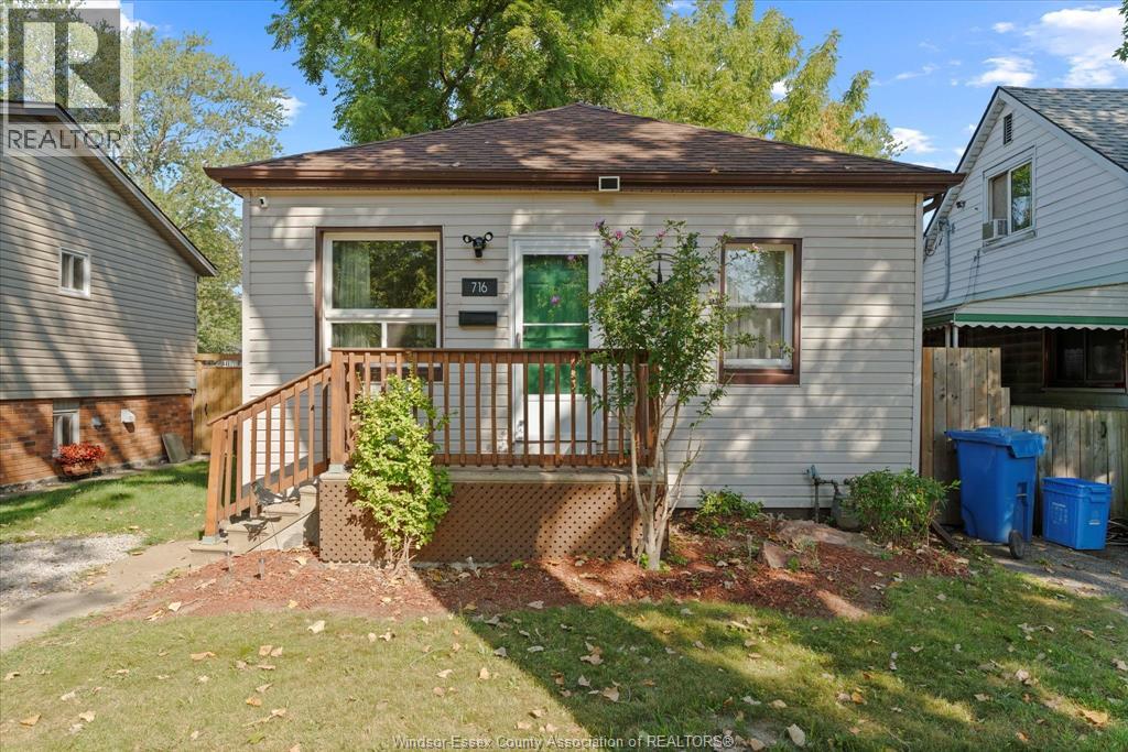 716 Capitol, Windsor, ON N8X 3G2