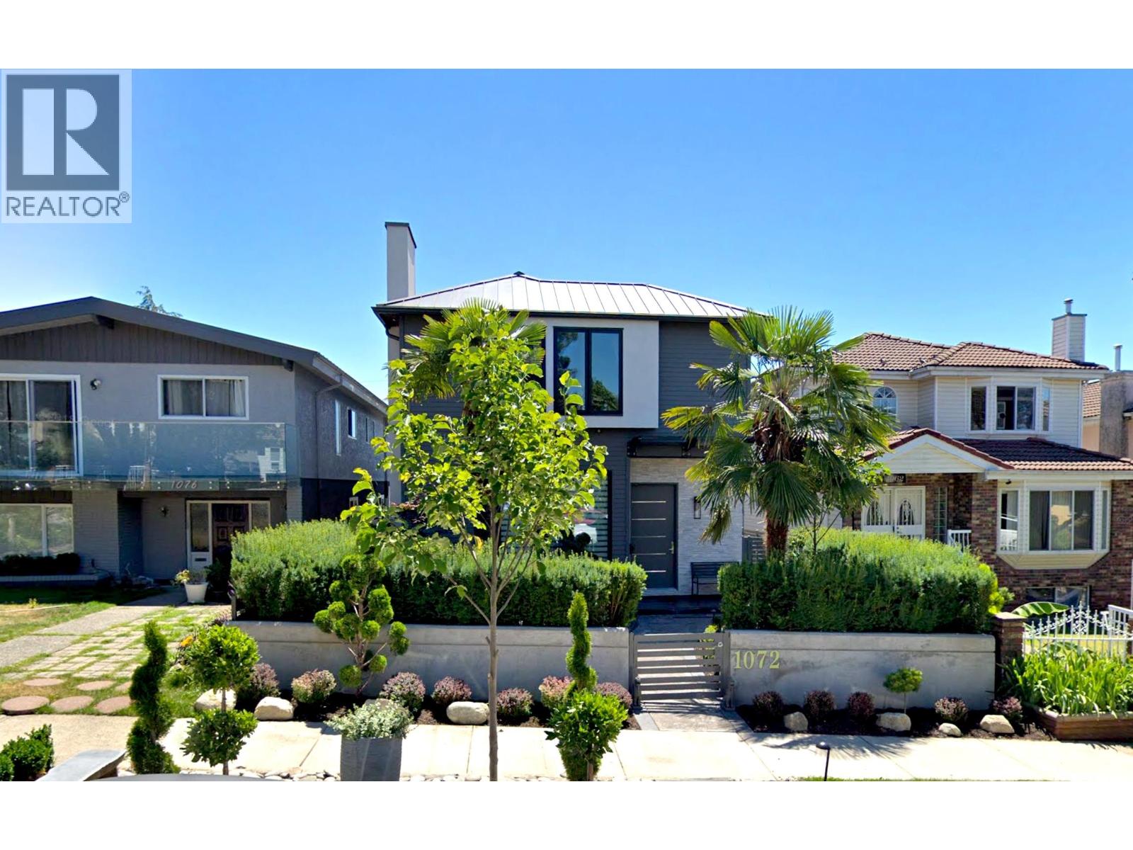 1072 E 39th Ave, Vancouver, BC V5W 1L1