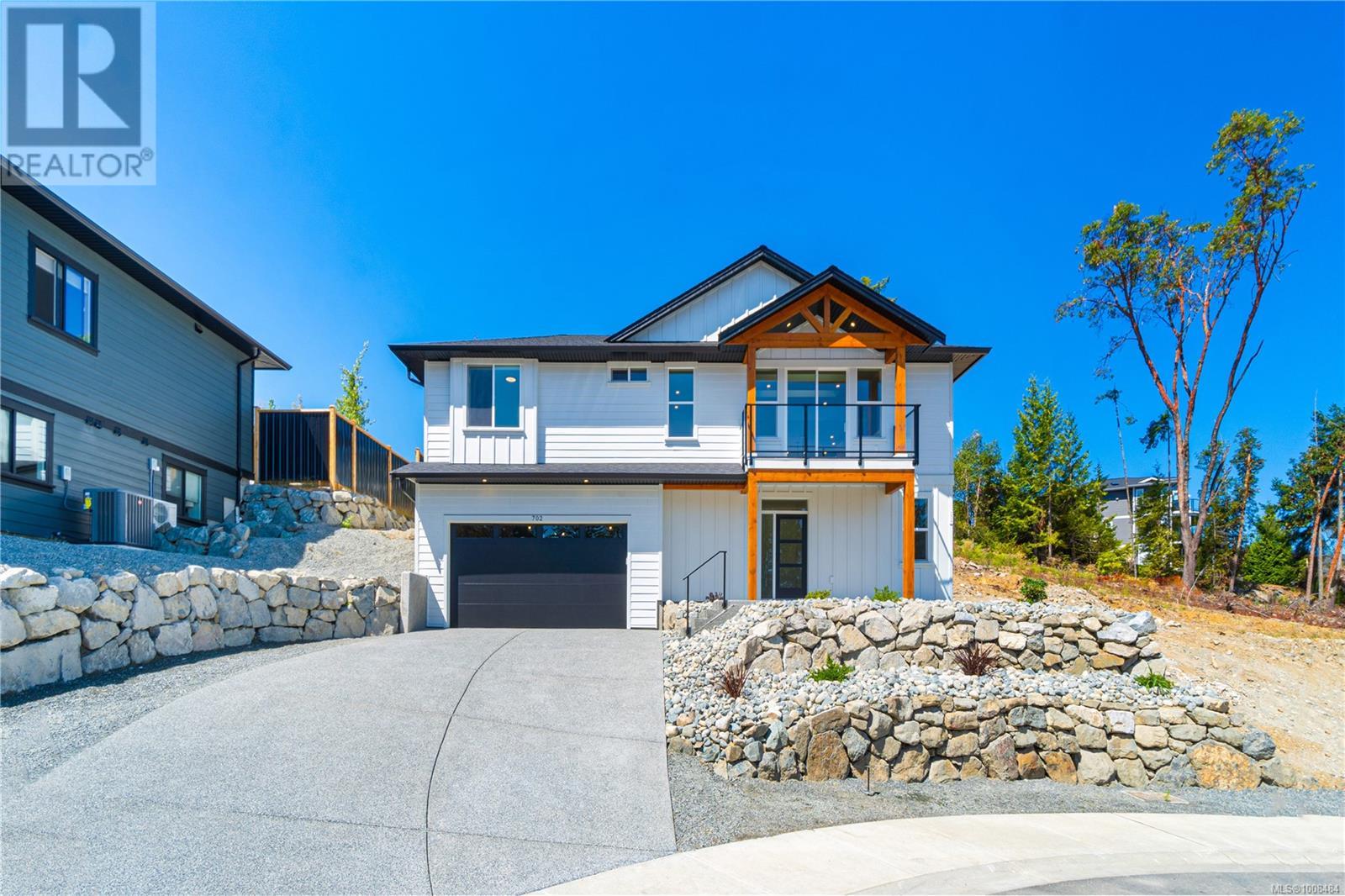 702 Stringer Way, Ladysmith, BC V9G 0A7
