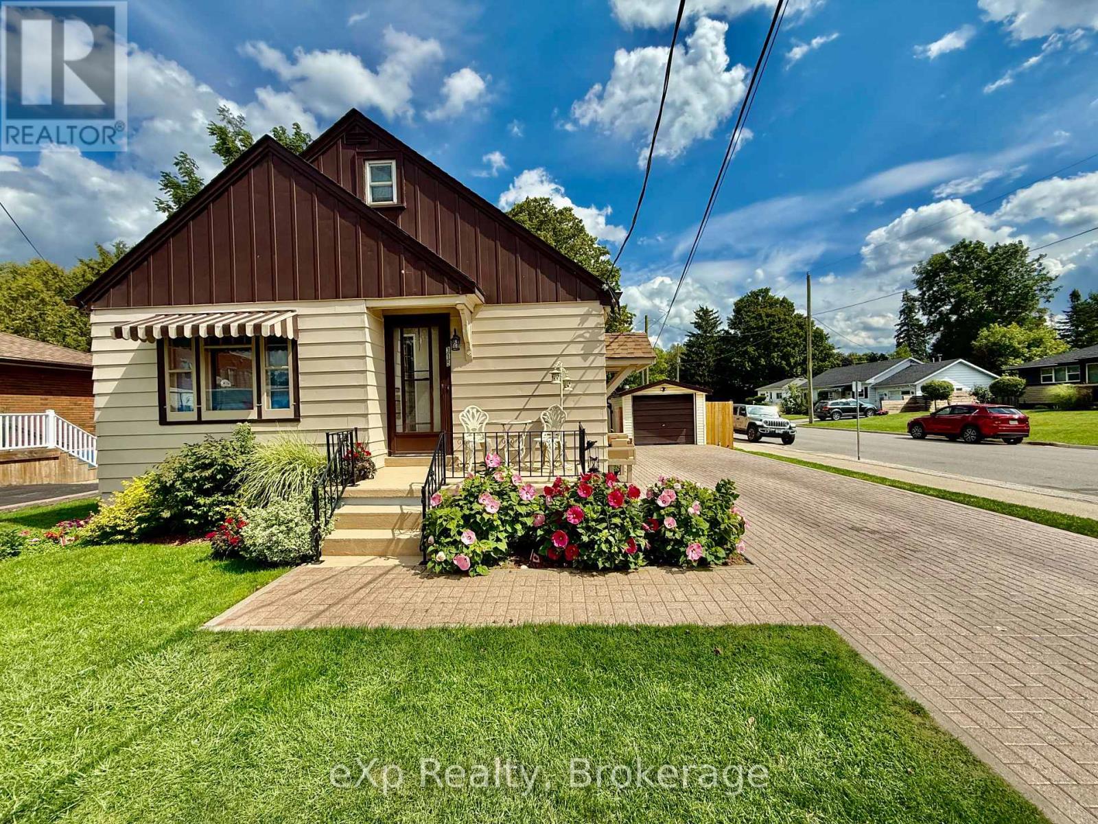 315 10th Avenue, Hanover, ON N4N 2N4