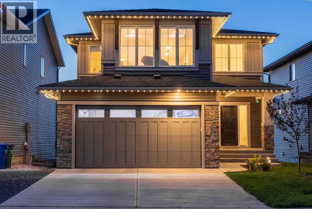 656 Bayview Way SW, Airdrie, AB T4B 3N6
