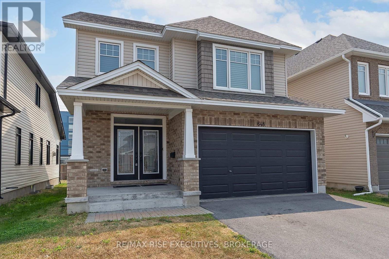 648 Halloway Dr, Kingston, ON K7K 0H4