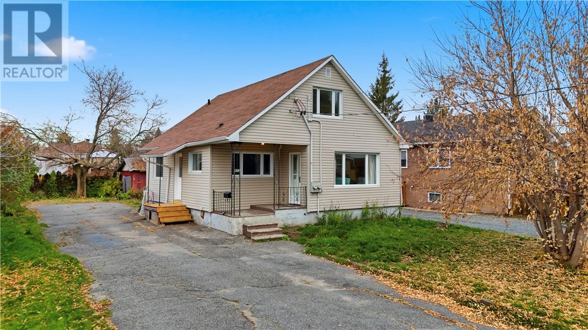 913 Miller St, Greater Sudbury, ON P3A 2W9