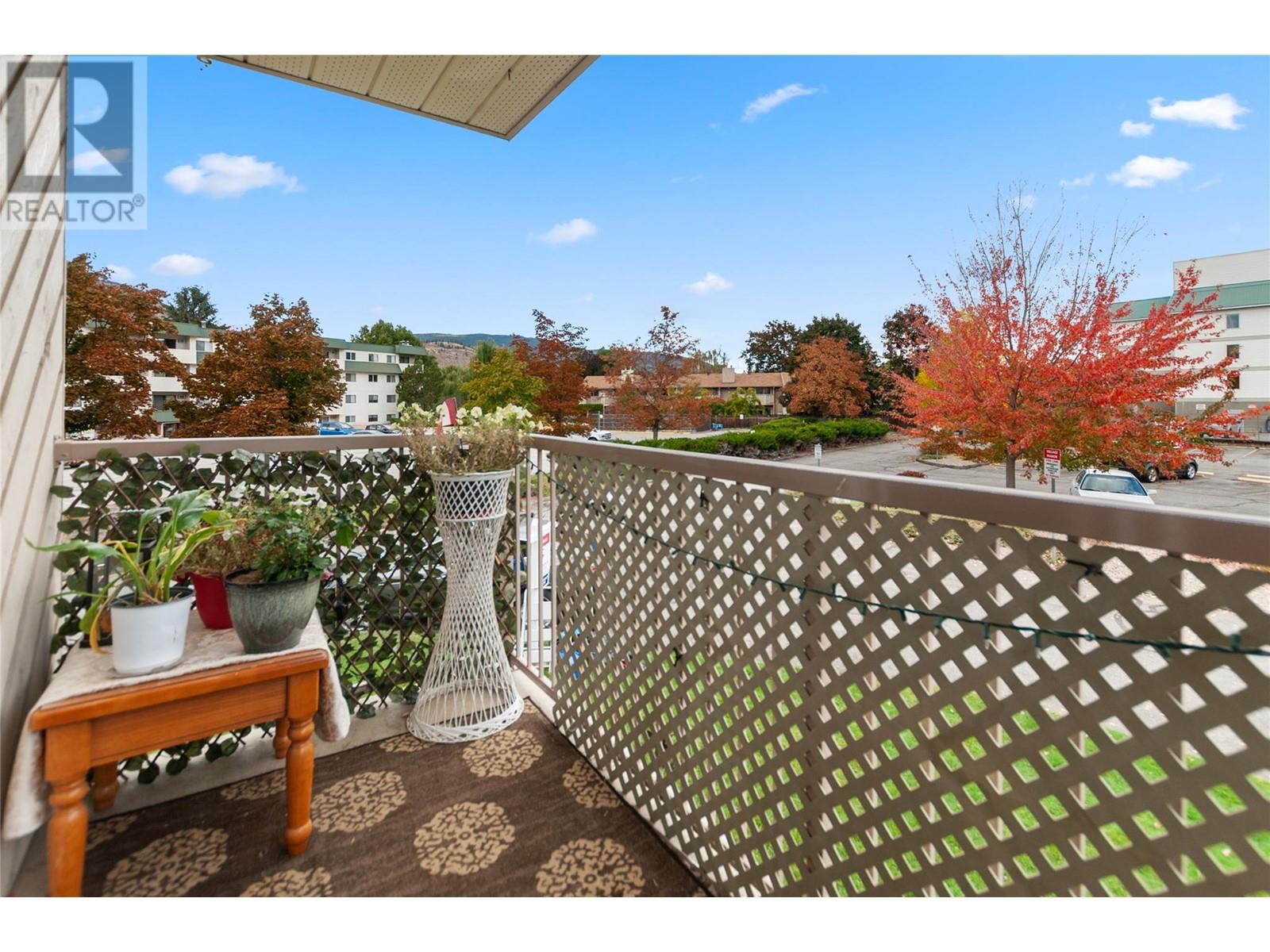 130 Skaha Place Unit 205, Penticton, BC V2A 7J6