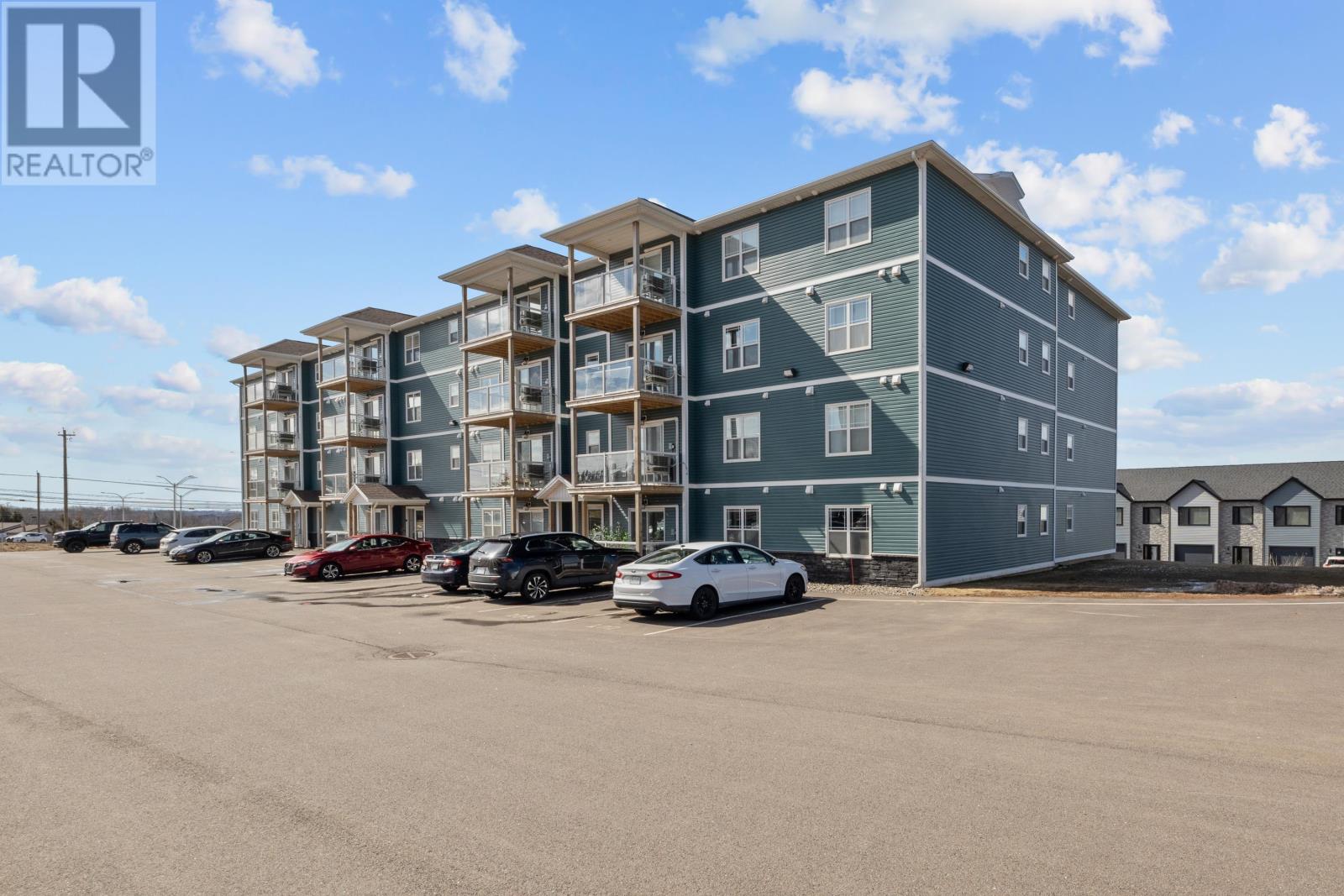 18 Gilbert Drive Unit 208, Charlottetown, PE C1C 0W2