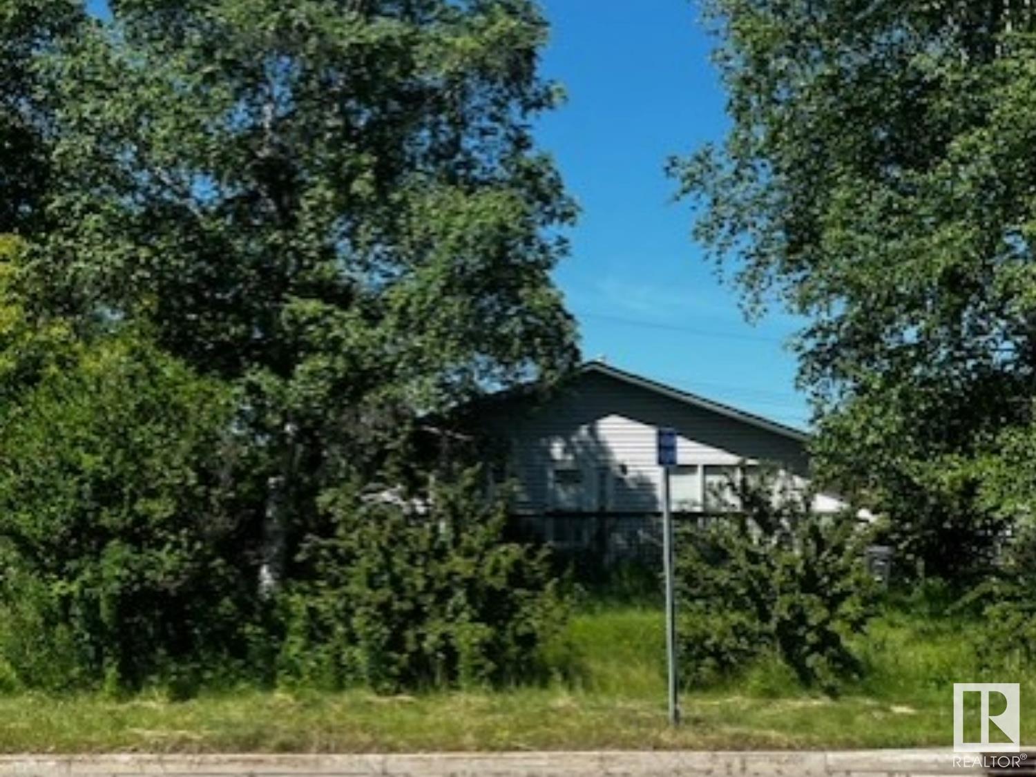 10 St Unit 1401, Cold Lake, AB T9M 1J6