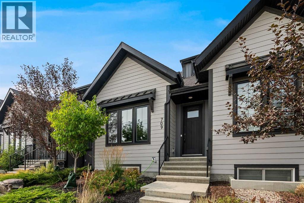 709 Marine Dr SE, Calgary, AB T3M 3A3