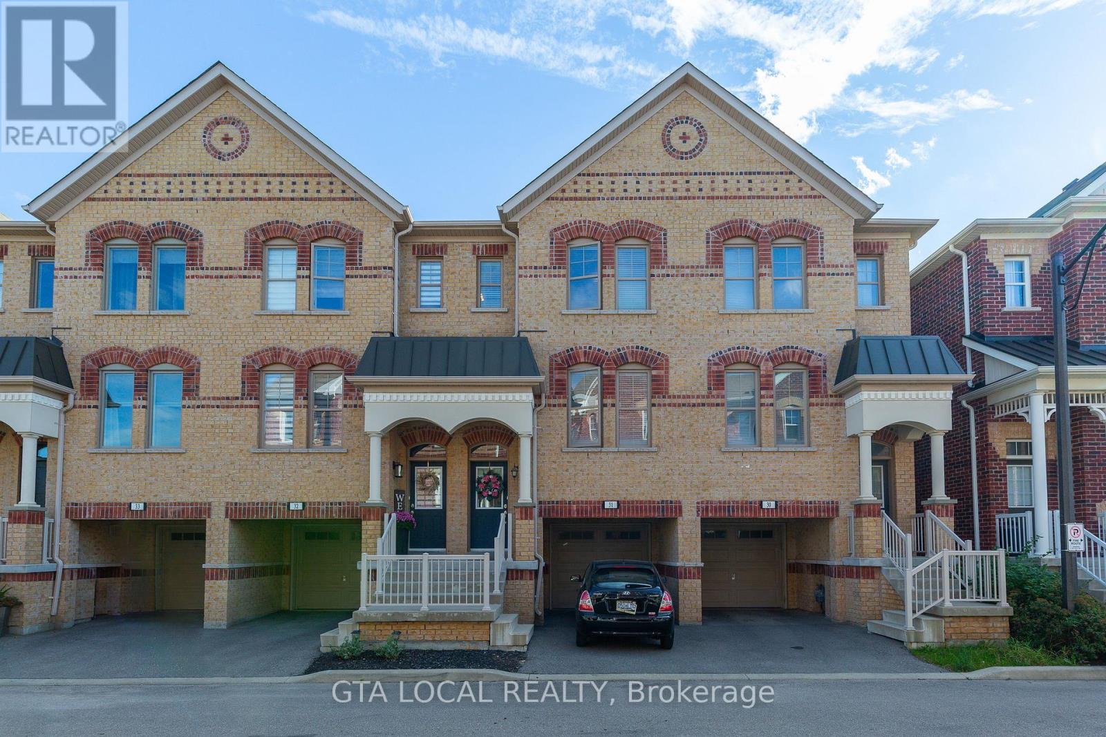 31 10 Porter Ave W, Vaughan, ON L4L 0H1