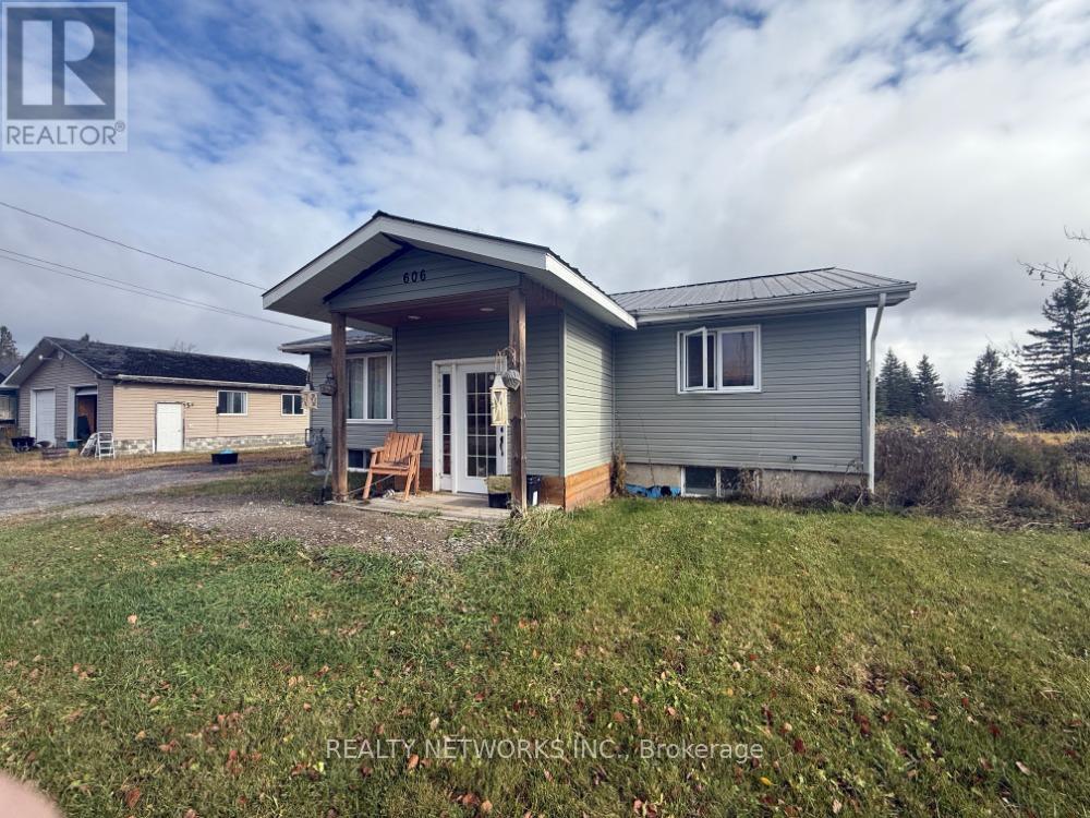 606 Haileybury Cres, Timmins, ON P0N 1H0