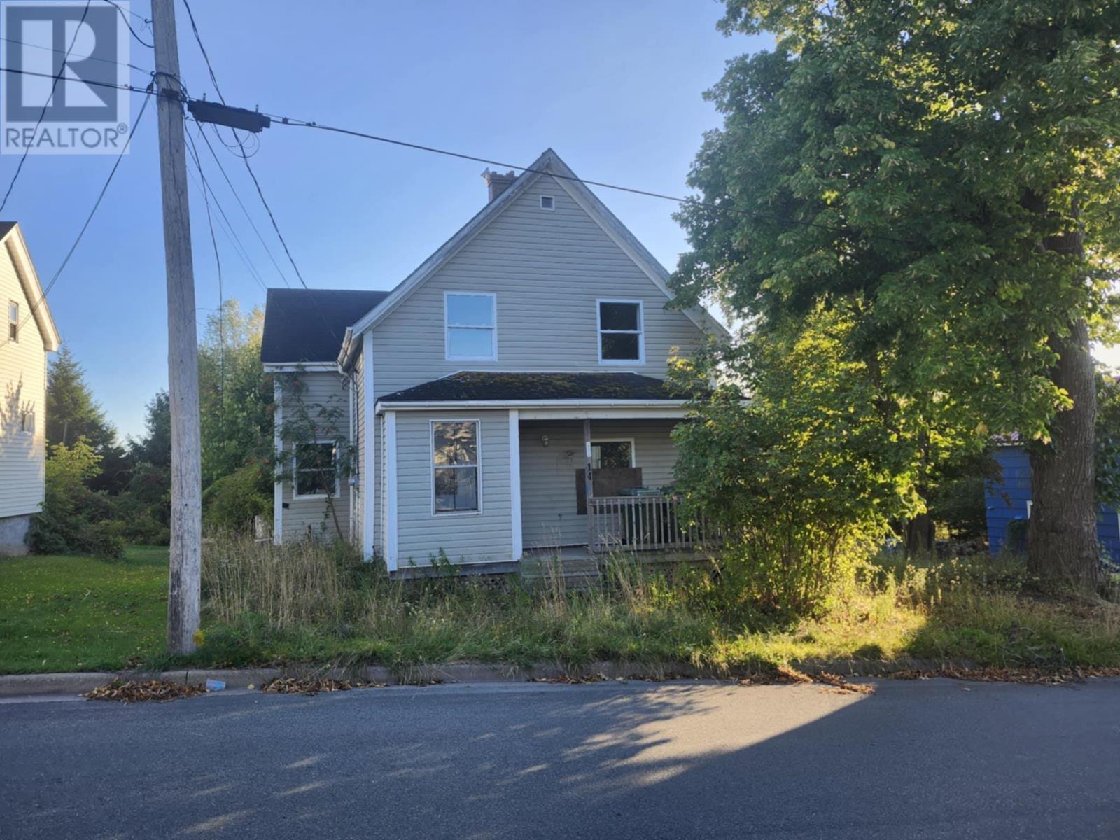 14 Chestnut St, Trenton, NS B0K 1X0