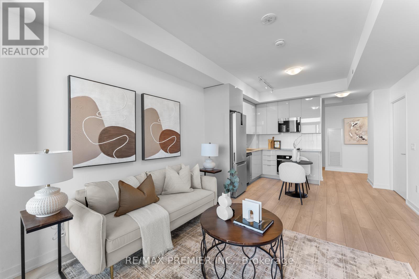 2617 10 Abeja St, Vaughan Concord, ON L4K 0R4