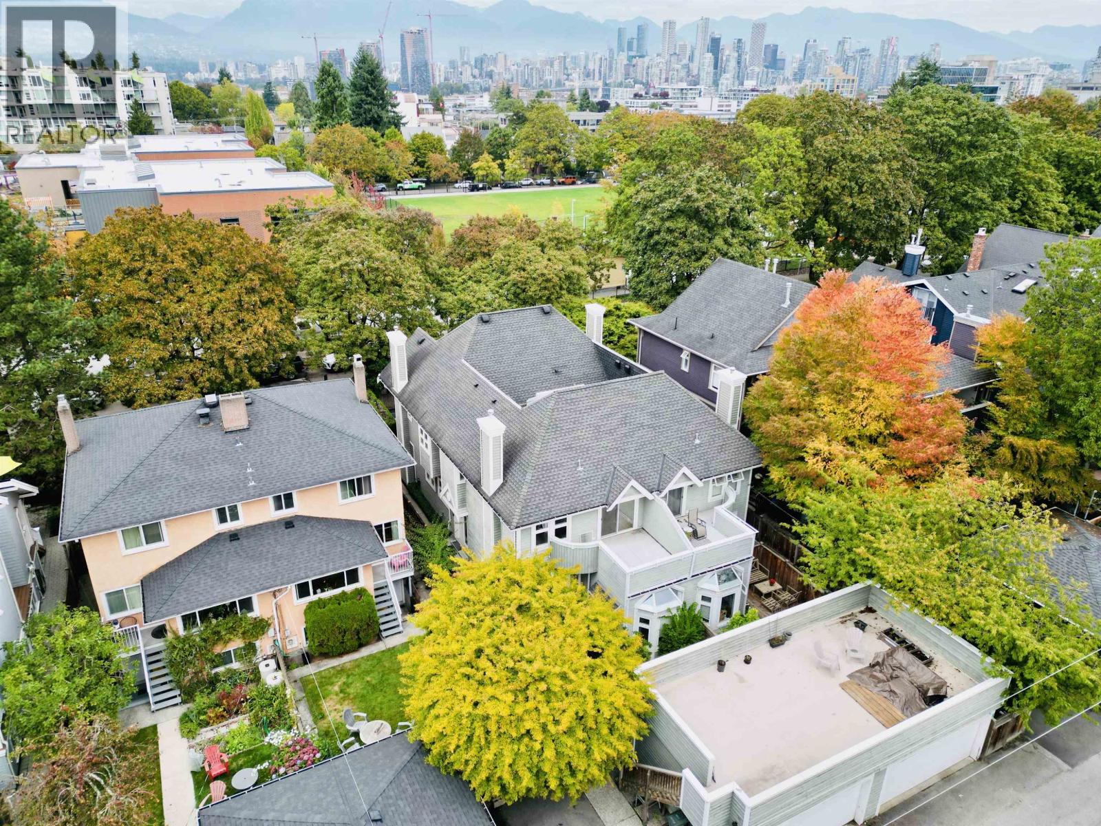 1966 W 11th Ave, Vancouver, BC V6J 2C6