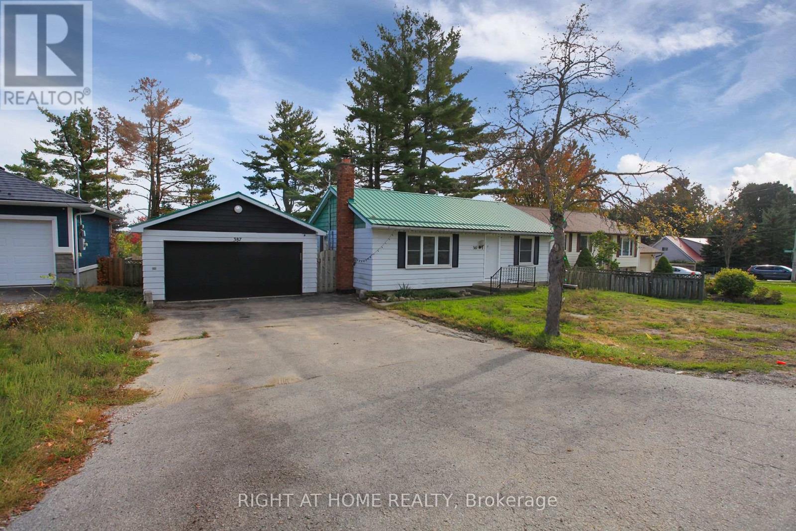 387 Edgehill Dr, Barrie, ON L4N 9X5