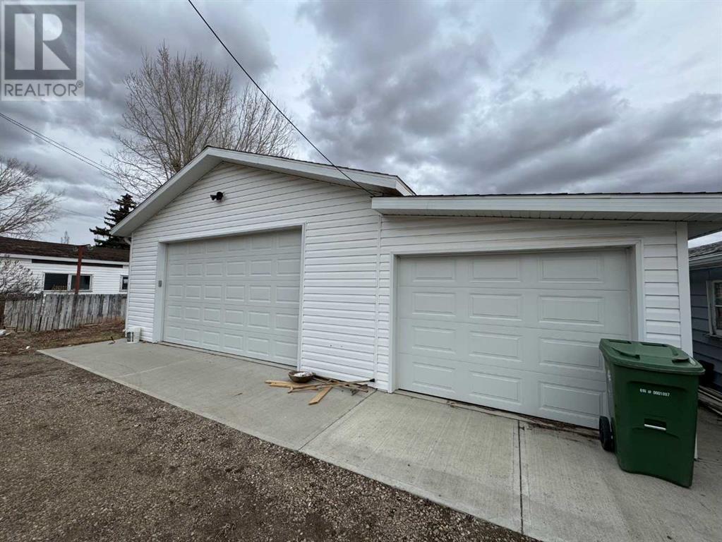 52 Street Unit 5824, Taber, AB T1G 1K7