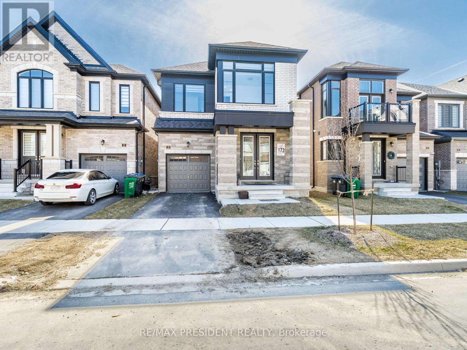 30 Camino Real Dr, Caledon, ON L7C 4L9