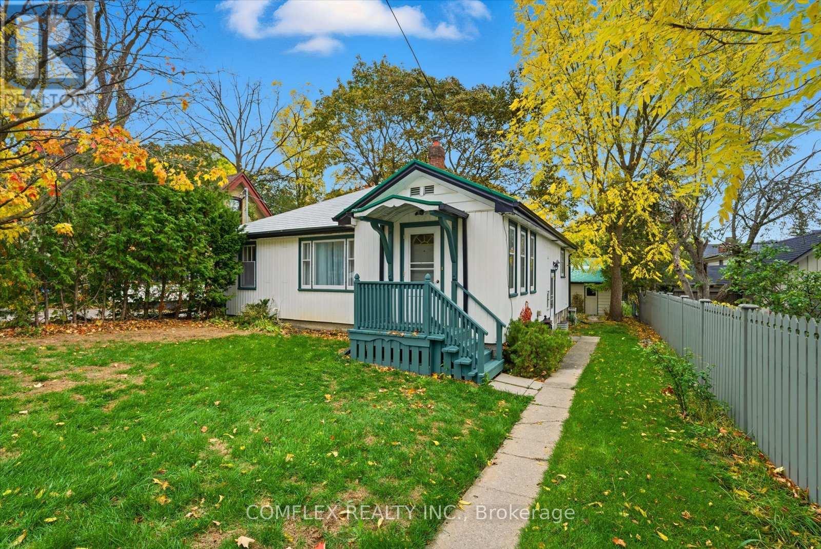 68 Cambridge St N, Kawartha Lakes Lindsay, ON K9E 4V1